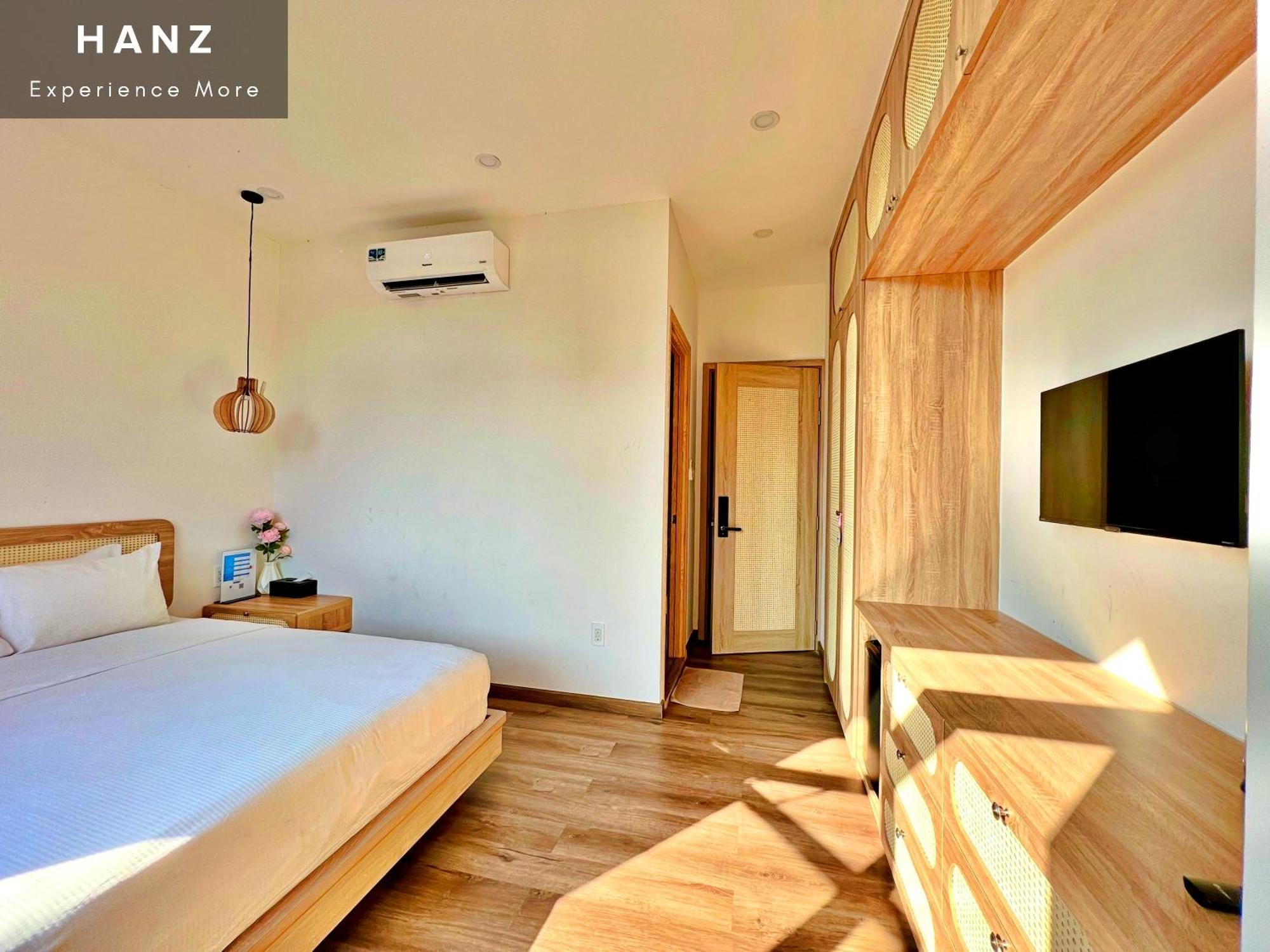 Hanz Sofia Grand Lago Phu Quoc Rum bild